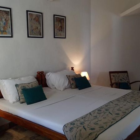 L'Escale Hotel Pondicherry Ngoại thất bức ảnh