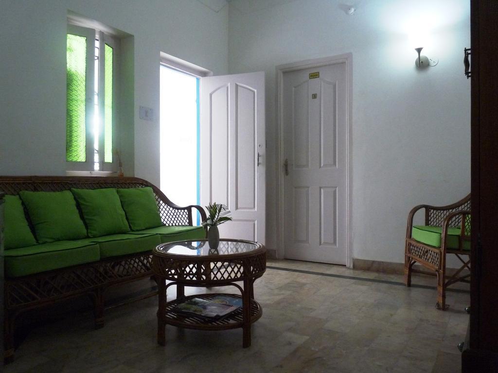 L'Escale Hotel Pondicherry Ngoại thất bức ảnh