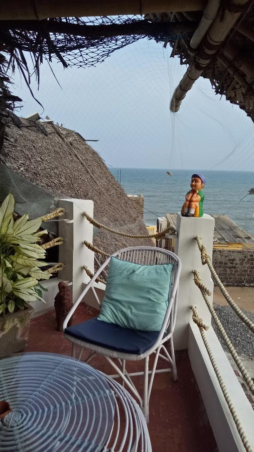 L'Escale Hotel Pondicherry Ngoại thất bức ảnh