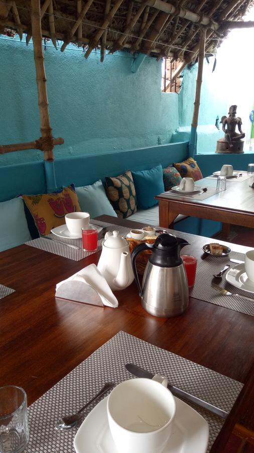 L'Escale Hotel Pondicherry Ngoại thất bức ảnh
